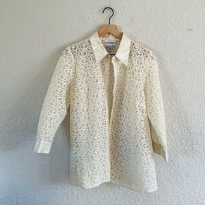 Alfred Dunner Cream Lace Button-Front Blouse